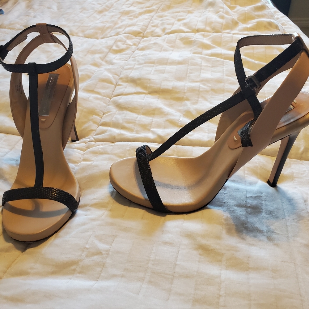 BCBG MAX AZIRA stilettos